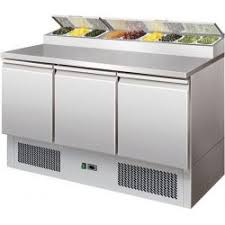 Pizza preparation counter