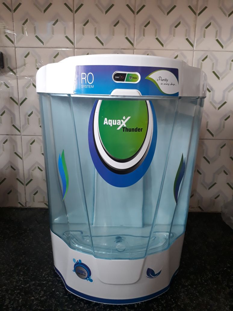 Stylish Transparent Top Water Purifier